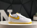 140 耐克Nike Air Force 1 Low 空军一号 Af1 2025年新款 小白鞋 低帮百搭厚底增高休闲运动板鞋。柔软、弹性十足的缓震性能和出色的中