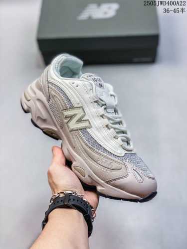 公司级新百伦New Balance 1000 系列低帮复古老爹风休闲运动跑步鞋 new Balance 在不同配色上其鞋面材质呈现不同感觉 无论是运动风抑或是高