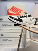 公司级头层皮斯图西 X 乔丹Air Jordan 1 Low Aj1低帮系列篮球鞋 官方同步配色 原装级产物 #拒绝公底 立体鞋型 细节完美 高清洁度Sj008