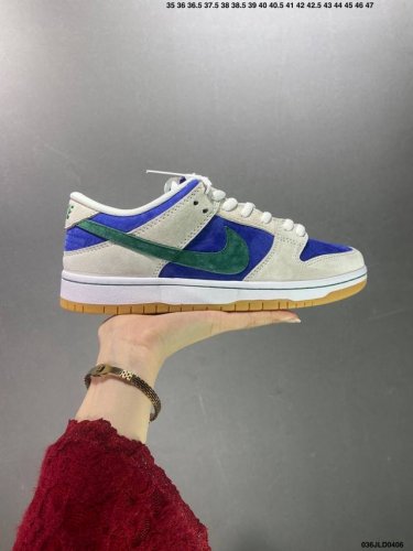 公司级耐克nike Sb Zoom Dunk Low 板鞋 系列经典百搭休闲运动板鞋加厚鞋舌的填充，使舒适性大大提升，同时也更方便穿脱中底部分则加入了脚感柔软舒