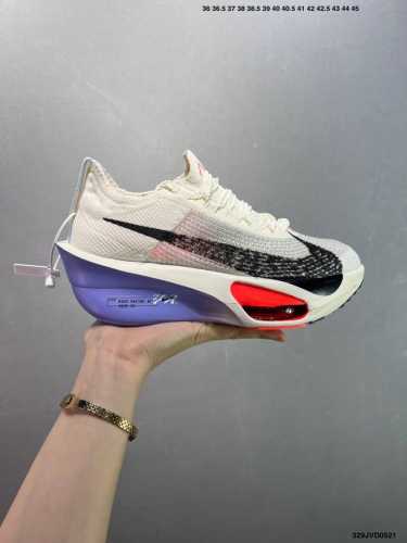 公司级Nk Air Zoom Alphafly Next% 3 减震马拉松跑步鞋 公司级版本 首次通过一体式鞋底 替代了后跟和前足分离的设计 让双脚落地过渡更顺