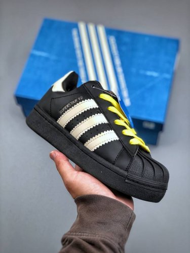 adidas Originals Superstar贝壳头系列低帮经典百搭休闲运动板鞋 货号:Ji4267 尺码：35-45 半