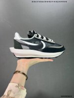 公司级sacai X Nike Ldwaffle 人气单品 神版#解构高端跑鞋 联名设计 纯原版本 双钩双鞋舌设计 遵循原版 正确一层外露 一层包边 原盒正确组