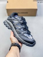 salomon萨洛蒙 Xt-Quest 百搭 防滑耐磨 低帮 户外功能鞋 男女同款 香草色 尺码 见图 编码 05Gdd325A23