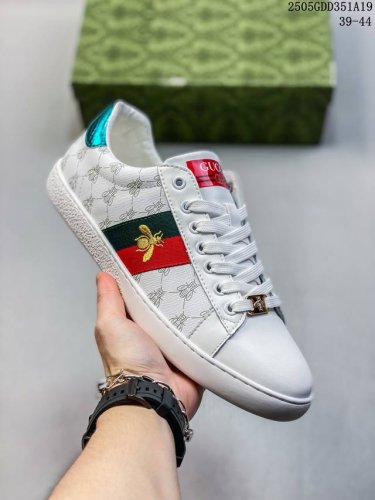 gucci 轻奢单品鞋 广东品质原厂 高奢古驰Gucci Screener Gg High-Top Sneaker休闲潮鞋系列意大利进口超软小牛皮+刺绣搭配 原