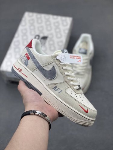 海外限量发售 公司级Nike Air Force 1 '07 Low 空军一号 低帮 运动鞋 休闲鞋 折边针车 工艺难度大 原楦头原纸板 原装鞋盒 定制五金配件