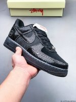 纯原版本 原楦数据纸版，采用硬质优质皮革鞋面材质，内置全掌Air Sole气垫。耐克 Nike Air Force 1 Low 空军一号低帮经典百搭休闲运动板鞋
