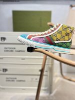 广东原产# Gucci 古驰 男女鞋采用拼接透气纯棉布鞋面材质，外置耐磨橡胶隔色大底倪妮.杨幂.鹿晗.刘宪华.丁禹兮群星Ins及小红书穿搭爆款Disney X