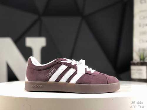 真标带半码贝壳头 Court Borough Jr8318 尺码：36-44 半 Afp Tla
