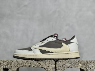 C版 放店私 Travis Scott X Air Jordan Aj1 Low Ts联名倒钩低帮系列 毫无疑问市场中端王者 耗时半年巨作 全套原纸板楦头开发