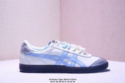 onitsuka Tiger Tokuten 鬼冢虎 德训低帮休闲板鞋 1183B938- 心动 #鞋款灵感来源于80年代的室内用鞋,T-Toe 前足补强设计,