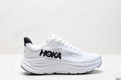 公司级小红书推荐Hoka M Clifton 10 全新配色 这个品牌来自于新西兰的毛利语，Hoka表示大地，One One表示飞越，连起来就是飞越地平线，On