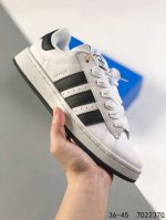 真标带半码！ 阿迪达斯 Adidas Campus 00S 复古潮流休闲面包鞋 生生不息的经典之作，皮革面料，质感满满。加厚了中底，提供出色的缓震性和抓地力。时
