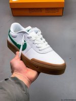 170 Nike Blazer Phantom Low男女子运动板鞋 厚底增高休闲鞋。采用轻盈利落设计，焕新演绎经典鞋款。该鞋款带来舒适足底体验，结合鞋侧壁加固