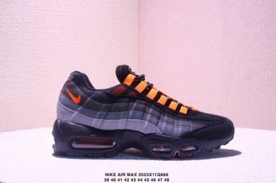 真标耐克Nike Air Max 95 Tt气垫复古慢跑百搭鞋休闲运动鞋 货号:Fb2709-010 尺码:39 40 41 42 43 44 45 46 47