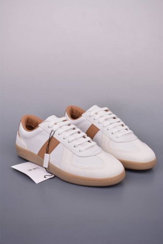 dior迪奥 B01 Matchpoint 圆头系带 迪奥德训鞋 广东大厂出品 顶级版本 标志着Dior经典款式的回归 以时尚优雅的廓形重新诠释 采用光滑皮革精