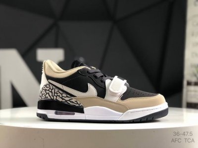 公司级带半码 Air Jordan Legacy 312 Low 白灰蓝 乔丹篮球鞋系列 号称 “最强三合一” 的Jordan Legacy 312，自然有着杂