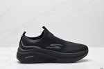 公司级Skechers斯凯奇夏男鞋一脚蹬健步鞋休闲运动鞋跑步鞋软底舒适透气 加厚中底轻量缓震 轻便舒适百搭 运动感十足 柔软耐磨时尚潮流穿搭 尺码:40-45