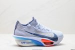 公司级新品发布 Nike Air Zoom Alphafly Next%整体采用前作的设计语言 并且对后者的细节进行升级 马拉松和长距离路跑的性能极限设计而生