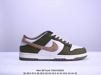 耐克nike Sb Dunk Low Sb 蛇年扣篮系列复古低帮休闲运动滑板板鞋。采用脚感柔软舒适zoomair气垫，有效吸 收滑板等极限运动在落地时带来的冲击