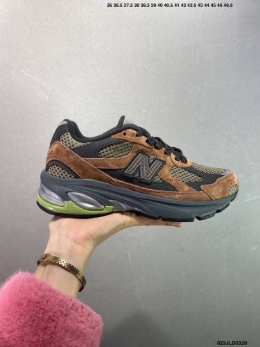 230 公司级New Balance M2010系列 新百伦 复古老爹风网布跑步休闲运动鞋 新百伦经典配色 沿袭了面世之初的经典科技 以Encap中底配以升级版