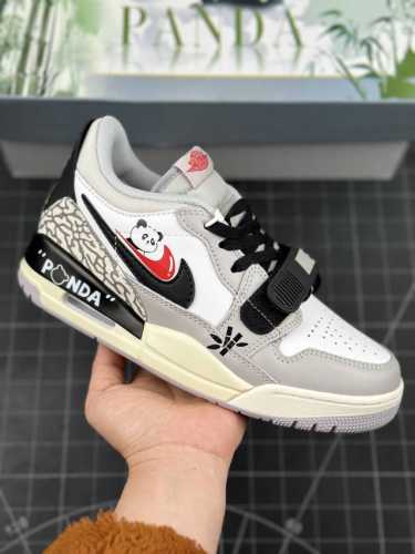 Air Jordan Legacy 312 Low 惆怅熊猫 双之钩 特殊手绘 低帮复古篮球鞋 双重盒中盒 乔丹篮球鞋系列 号称 “最强三合一” 的jordan