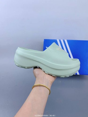 阿迪达斯 Adidas Adifom 夏季沙滩涉水百搭休闲拖鞋 露趾凉拖鞋 超厚底增高男女鞋凉拖鞋。采用超轻95% 注塑 Eva塑料,5%泡沫塑料发泡缓震物料成