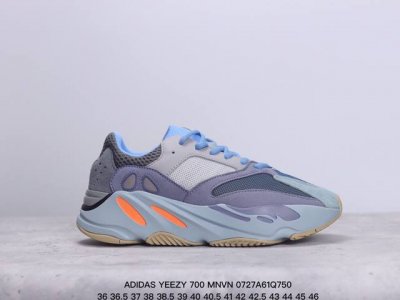 阿迪达斯 Adidas 中性yeezy 700 Mnvn 韭菜椰子 运动鞋 经典运动鞋，Yeezy 700 Mnvn 作为 Yeezy 家族的机能风十足的鞋型之