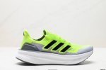 310 公司级阿迪达斯Adidas Ultraboost 5X 耐磨缓震休闲运动跑鞋 采用网材搭配反光皮革鞋面 配上Stretchweb网格外底 提供非凡穿着体