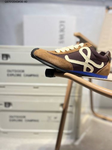 200 西班牙百年皮具奢华品牌/罗意威Loewe Ballet Runner 2.0 Sneakers 芭蕾舞2.0系列阿甘复古风德训薄底百搭休闲运动鞋 尼龙和
