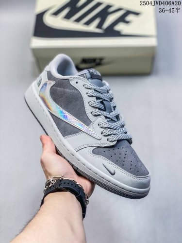 海外爆款限量发售！公司级 Travis Scott X Fragment Design X Jordan Air Jordan 1 Low Og Sp “北面联