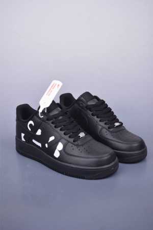 Nike Air Force 1 Low Cdg黑 原楦头原纸板 打造纯正空军版型 专注外贸渠道 全掌内置蜂窝气垫 原盒配件 原厂中底钢印、拉帮完美 官方货号： - 点击图像关闭
