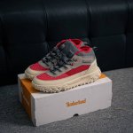 核心私 2025春款Timberland 天伯伦 添柏岚经典款 经典再造 全新升级 广东大厂品质 原盒原包装 面料采用意大利顶级磨砂牛皮 搭配防臭防腐真皮乳胶鞋