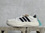 adidas MAXXCOURT SPW 圆头系带低帮大头鞋 编织布材质透气性极好 软糯增高鞋底 圆头系带 鞋底极好的缓震效果 设计简约大方 官方货号: IH6