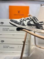 lv X Nike Sb Dunk Low 大厂出品 极力推荐 新配色 原装头层材料 独家版型蒸餾加工 帶來的是更好的视觉和脚感体验 大厂纯原品质出货 清洁度