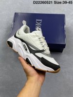 dior迪奥B30网眼织物厚底系带休闲低帮运动鞋男女同款老爹鞋 这款 B30 Countdown 低帮运动鞋已成为 Dior 别具一格的经典新品 时尚而富有运动