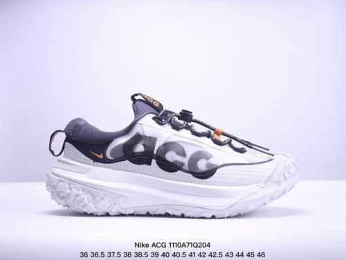 Nike ACG Mountain Fly Low GTX SE 机能风格 采用匠心设计，打造耐穿迅疾风格，让你在沙漠、峡谷和深山中探险时也能像在城市一般轻松自