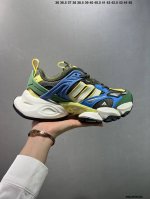 210 公司级Ad Xlg Runner Deluxe 跑步者豪华版系列低帮厚底增高老爹风复古缓震休闲运动慢跑鞋 Ih7797 自从阿迪达斯和巴黎世家合作后，没