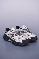 Fila Fusion 斐乐潮牌 时尚潮流休闲运动板鞋 纯原版本 鞋面设计理念源自于历史篮球鞋款Smash 从其复古鞋面提炼元素 结合板鞋鞋底做现代拼接的混搭风