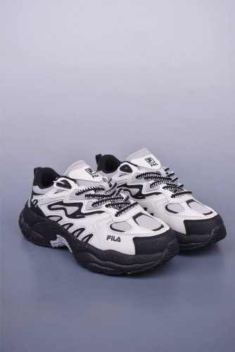 Fila Fusion 斐乐潮牌 时尚潮流休闲运动板鞋 纯原版本 鞋面设计理念源自于历史篮球鞋款Smash 从其复古鞋面提炼元素 结合板鞋鞋底做现代拼接的混搭风