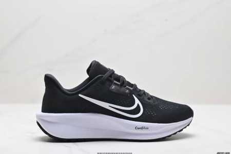 公司级nike Quest 6极速6代网面透气 时尚休闲跑步鞋 简约高科技设计采用多层材料，为双足带来凉爽感受和稳固体验时尚鞋面搭配中足包覆设计，提供稳固贴合感 - 点击图像关闭