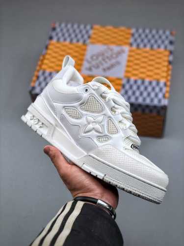 650支持放店 Lv-路易-威登Trainer 2025走秀最新款原版1：1开发复刻！！上脚非常舒适 做工精细鞋面由意大利进口小牛皮拼接，侧边饰有品牌Logo标