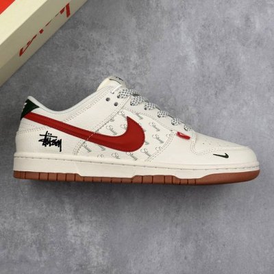 本地360 核心私 nike Sb Dunk Low 斯图西联名 立体红勾 周年高端定制 低帮休闲板鞋 #定制鞋盒 大厂纯原品质出货 超高清洁度 皮料切割干净无