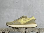 放店私 nike Waffle Phoenix Waffl Sacai 复古运动休闲跑步鞋 原盒版本 微翘式鞋头设计 响应灵活 保护脚趾 采用经典鞋型 融入全新