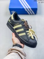 adidas Superstar B 阿迪达斯三叶草贝壳头板鞋 校园板鞋 常青款牛皮材质 真标带半码 尺码见图 编码 05Jjd399A13