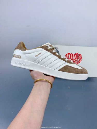 高端定制 Ad Gazelle Indoor Trainers 原厂定制长毛翻毛皮组合环保纤维革鞋面材质 内置环保海玻璃鞋垫 外置Rb橡胶大底 产品品控稳定性领