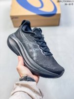 新款Asics亚瑟士Gel-Nimbus 27 2E 男运动休闲跑步鞋1011B956 尺码：见图 编码：05Jyd388A13