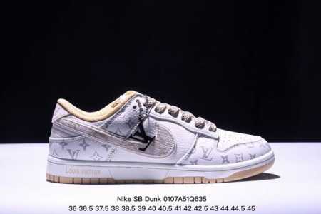 Nike Sb Dunk Low“周年高端定制 低帮休闲板鞋 定制鞋盒 大厂纯原品质出货 超高清洁度 皮料切割干净无任何毛边 细节完美 货号： Size:36 - 点击图像关闭