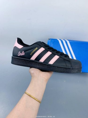 阿迪达斯 Adidas 三叶草 经典贝壳头系列 休闲板鞋潮流男女士运动鞋 。 Size：如图 编码：K200K0510513