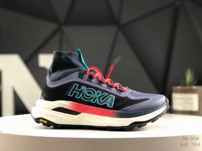 Hoka M Tecton X 3 全新配色 Hoka One One是来自美国的跑步鞋知名品牌，创立于2009年，始终致力于为所有跑者提供更新、更好的跑步装备